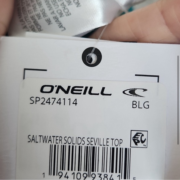 NWT O’Neill Saltwater Solids Seville Bikini Top Size Medium - Picture 3 of 3